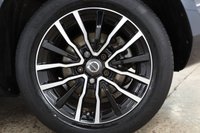 USED 2019 68 VOLVO V40 2.0 T2 GPF Momentum Nav Plus Hatchback 5dr Petrol Manual Euro 6 (s/s) (122 ps) DETAILED SERVICE HISTORY WITH SAT NAV & BLUETOOTH