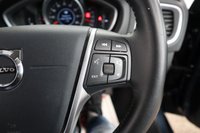 USED 2019 68 VOLVO V40 2.0 T2 GPF Momentum Nav Plus Hatchback 5dr Petrol Manual Euro 6 (s/s) (122 ps) DETAILED SERVICE HISTORY WITH SAT NAV & BLUETOOTH