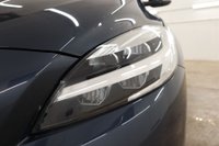 USED 2019 68 VOLVO V40 2.0 T2 GPF Momentum Nav Plus Hatchback 5dr Petrol Manual Euro 6 (s/s) (122 ps) DETAILED SERVICE HISTORY WITH SAT NAV & BLUETOOTH