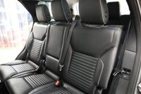 USED 2017 17 LAND ROVER DISCOVERY 2.0 SD4 HSE SUV 5dr Diesel Auto 4WD Euro 6 (s/s) (240 ps) UPGRADED MERIDIAN SOUND SYSTEM & PANORAMIC SUNROOF