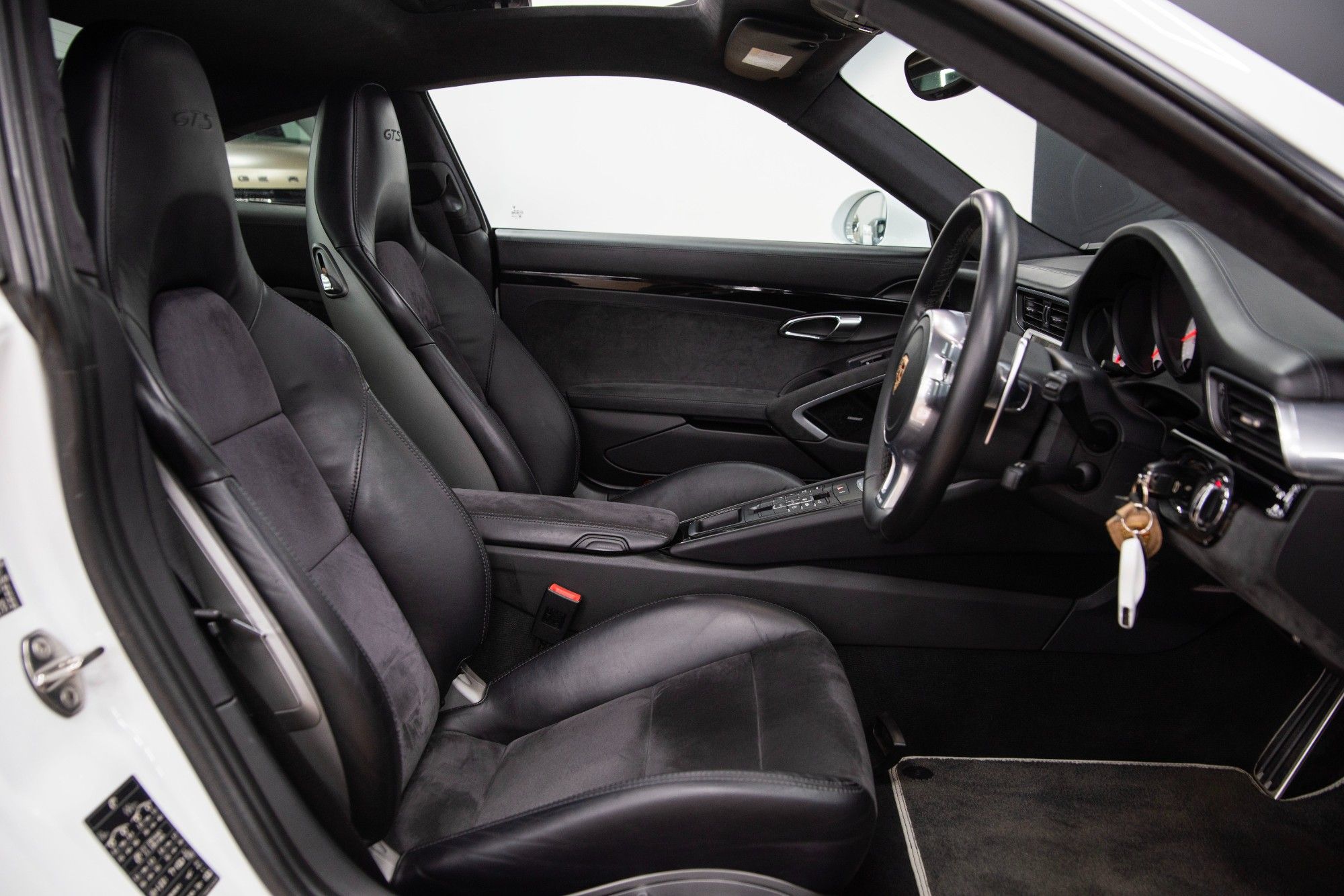 USED 2015 15 PORSCHE 911 3.8 991 Carrera GTS 