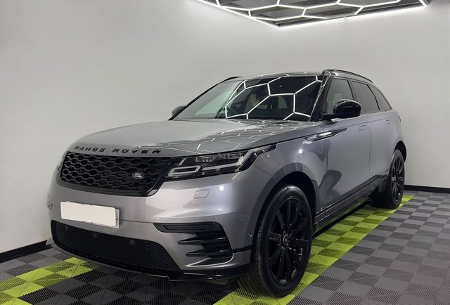 View our LAND ROVER RANGE ROVER VELAR