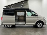 USED 2015 15 VOLKSWAGEN CALIFORNIA SE TDI BLUEMOTION TECHNOLOGY VW California Motorcaravan SE TDI BMT S-A 4 Berth Pop up roof