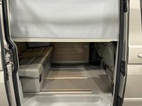 USED 2015 15 VOLKSWAGEN CALIFORNIA SE TDI BLUEMOTION TECHNOLOGY VW California Motorcaravan SE TDI BMT S-A 4 Berth Pop up roof