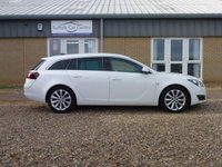 USED 2016 16 VAUXHALL INSIGNIA 2.0 CDTi Elite Nav Sports Tourer 5dr Diesel Manual Euro 6 (s/s) (170 ps) www.suffolkcarcentre.co.uk - Located at Reydon