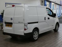 USED 2018 68 NISSAN e-NV200 40kWh Acenta Panel Van 5dr Electric Auto SWB (Quick Charge) (109 ps) &pound;0 ROAD TAX AIR CON CRUISE CONTROL REAR VIEW CAMERA PLYLINED 1 OWNER GENUINE LOW MILES