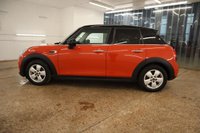 USED 2019 19 MINI HATCH 1.5 Cooper Classic Hatchback 5dr Petrol Manual Euro 6 (s/s) (136 ps) ONLY 18,000 MILES WITH DETAILED SERVICE HISTORY