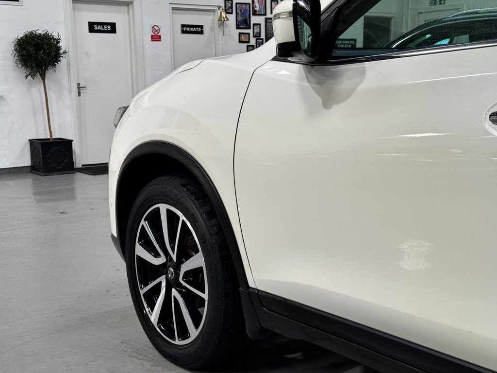 USED 2017 17 NISSAN X-TRAIL 1.6 dCi Tekna SUV 5dr Diesel XTRON Euro 6 (s/s) (130 ps) PANROOF+HEATSEATS+360&ordm;CAM+NAVI