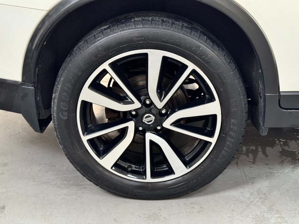 USED 2017 17 NISSAN X-TRAIL 1.6 dCi Tekna SUV 5dr Diesel XTRON Euro 6 (s/s) (130 ps) PANROOF+HEATSEATS+360&ordm;CAM+NAVI