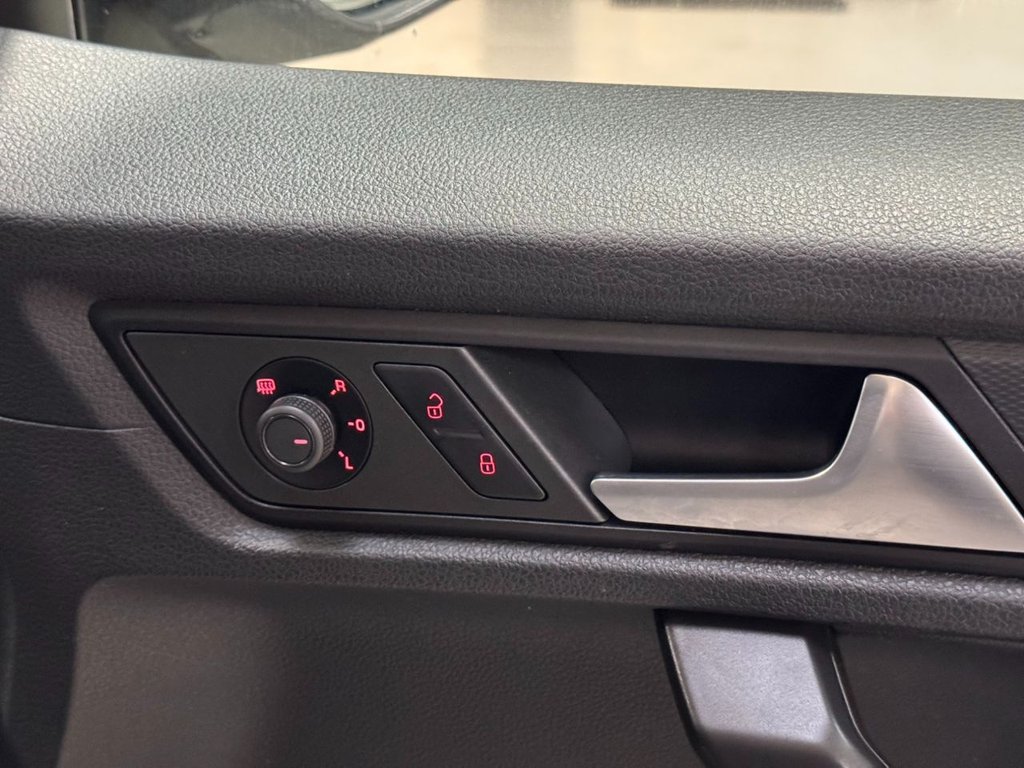 USED 2016 66 VOLKSWAGEN CADDY MAXI LIFE 2.0 TDI BlueMotion Tech MPV 5dr Diesel Manual Euro 6 (s/s) (102 ps) 5 SEATS+WHEELCHAIR ACCESS+PARK