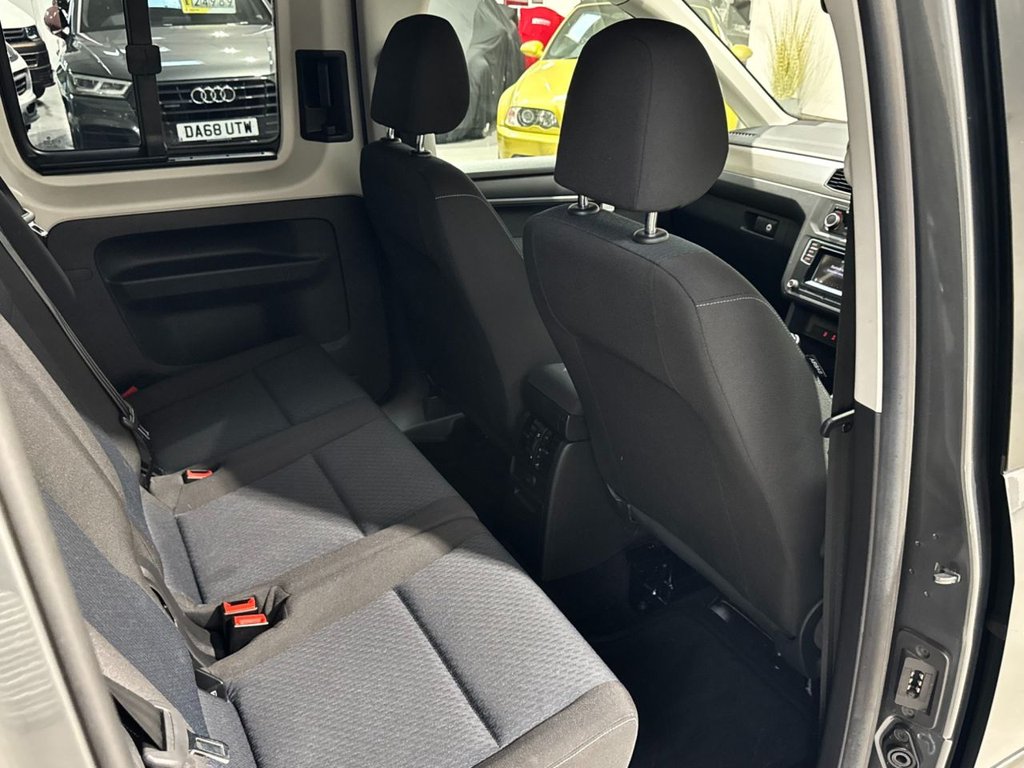 USED 2016 66 VOLKSWAGEN CADDY MAXI LIFE 2.0 TDI BlueMotion Tech MPV 5dr Diesel Manual Euro 6 (s/s) (102 ps) 5 SEATS+WHEELCHAIR ACCESS+PARK