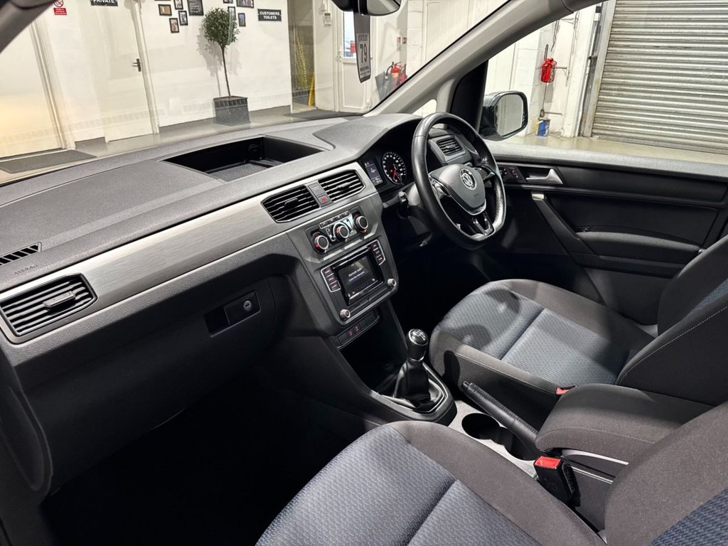 USED 2016 66 VOLKSWAGEN CADDY MAXI LIFE 2.0 TDI BlueMotion Tech MPV 5dr Diesel Manual Euro 6 (s/s) (102 ps) 5 SEATS+WHEELCHAIR ACCESS+PARK