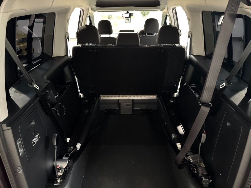 USED 2016 66 VOLKSWAGEN CADDY MAXI LIFE 2.0 TDI BlueMotion Tech MPV 5dr Diesel Manual Euro 6 (s/s) (102 ps) 5 SEATS+WHEELCHAIR ACCESS+PARK