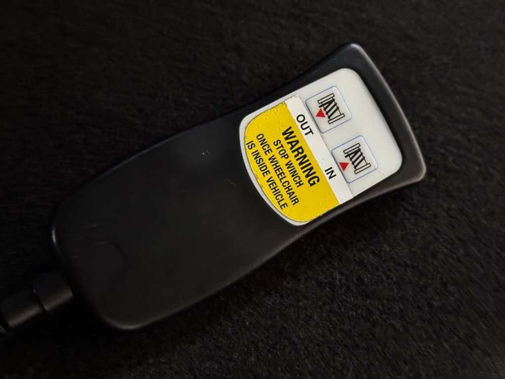 USED 2016 66 VOLKSWAGEN CADDY MAXI LIFE 2.0 TDI BlueMotion Tech MPV 5dr Diesel Manual Euro 6 (s/s) (102 ps) 5 SEATS+WHEELCHAIR ACCESS+PARK