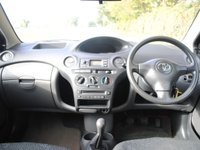USED 2005 05 TOYOTA YARIS 1.0 VVT-i T2 Hatchback 3dr Petrol Manual (134 g/km, 67 bhp) www.suffolkcarcentre.co.uk - Located at Ilketshall