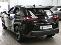 USED 2021 71 LEXUS UX 2.0 250h SUV 5dr Petrol Hybrid E-CVT Euro 6 (s/s) (184 ps) FACTORY FITTED LEXUS TRACKER SAT NAV REAR VIEW CAMERA CRUISE CONTROL PARKING SENSORS 1 OWNER SERVICE HISTORY LEXUS WARRANTY TILL SEPT 2031