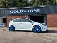 USED 2010 60 FORD FOCUS 2.5 RS Hatchback 3dr Petrol Manual (225 g/km, 301 bhp) CP 420