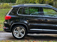 USED 2013 13 VOLKSWAGEN TIGUAN 2.0 TDI BlueMotion Tech R-Line SUV 5dr Diesel Manual 4WD Euro 5 (s/s) (170 ps) 
