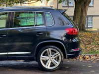 USED 2013 13 VOLKSWAGEN TIGUAN 2.0 TDI BlueMotion Tech R-Line SUV 5dr Diesel Manual 4WD Euro 5 (s/s) (170 ps) 