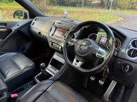 USED 2013 13 VOLKSWAGEN TIGUAN 2.0 TDI BlueMotion Tech R-Line SUV 5dr Diesel Manual 4WD Euro 5 (s/s) (170 ps) 