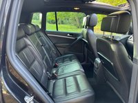 USED 2013 13 VOLKSWAGEN TIGUAN 2.0 TDI BlueMotion Tech R-Line SUV 5dr Diesel Manual 4WD Euro 5 (s/s) (170 ps) 