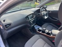 USED 2018 18 HYUNDAI IONIQ 28kWh Premium Hatchback 5dr Electric Auto (120 ps) 5 MAIN DEALER SERVICES