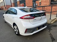 USED 2018 18 HYUNDAI IONIQ 28kWh Premium Hatchback 5dr Electric Auto (120 ps) 5 MAIN DEALER SERVICES