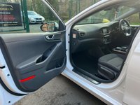 USED 2018 18 HYUNDAI IONIQ 28kWh Premium Hatchback 5dr Electric Auto (120 ps) 5 MAIN DEALER SERVICES