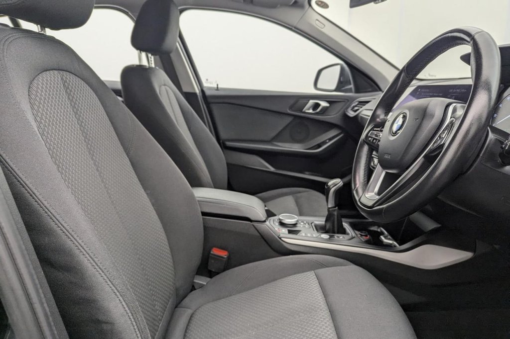 USED 2020 20 BMW 1 SERIES 1.5 116d SE Hatchback 5dr Diesel Manual Euro 6 (s/s) (116 ps) Sat Nav, Bluetooth