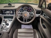 USED 2017 67 PORSCHE PANAMERA 4.0 V8 E-Hybrid 14kWh Turbo S Executive Saloon 5dr Petrol Plug-in Hybrid PDK 4WD Euro 6 (s/s) (680 ps) Executive Model with Carbon Pack!