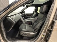 USED 2023 72 LAND ROVER DISCOVERY 3.0 D300 MHEV R-Dynamic SE Auto 4WD Euro 6 (s/s) 5dr Pan Roof - Black Leather