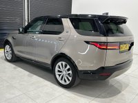 USED 2023 72 LAND ROVER DISCOVERY 3.0 D300 MHEV R-Dynamic SE Auto 4WD Euro 6 (s/s) 5dr Pan Roof - Black Leather