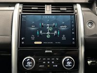 USED 2023 72 LAND ROVER DISCOVERY 3.0 D300 MHEV R-Dynamic SE Auto 4WD Euro 6 (s/s) 5dr Pan Roof - Black Leather