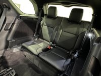USED 2023 72 LAND ROVER DISCOVERY 3.0 D300 MHEV R-Dynamic SE Auto 4WD Euro 6 (s/s) 5dr Pan Roof - Black Leather