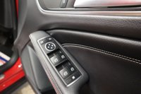 USED 2019 69 MERCEDES-BENZ GLA 1.6 GLA180 GPF Urban Edition SUV 5dr Petrol 7G-DCT Euro 6 (s/s) (122 ps) FANTASTIC SPEC WITH VERY LOW MILEAGE & SERVICE HISTORY