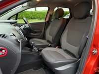 USED 2016 16 RENAULT CAPTUR 1.5 dCi ENERGY Dynamique S Nav SUV 5dr Diesel Auto Euro 6 (s/s) (90 ps) REAR PARKING SENSORS +  DAB RADIO +  BLUETOOTH +  SAT NAV +  CRUISE CONTROL +  ECO MODE +  16 INCH ALLOY WHEELS +