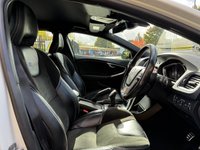 USED 2014 14 VOLVO V40 1.6 D2 R-Design Hatchback 5dr Diesel Manual Euro 5 (s/s) (115 ps) 