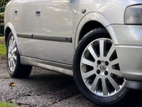USED 2004 54 VAUXHALL ASTRA 1.6i Twinport 16v Sport Hatchback 5dr Petrol Manual (158 g/km, 101 bhp) 
