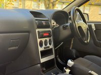 USED 2004 54 VAUXHALL ASTRA 1.6i Twinport 16v Sport Hatchback 5dr Petrol Manual (158 g/km, 101 bhp) 