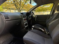 USED 2004 54 VAUXHALL ASTRA 1.6i Twinport 16v Sport Hatchback 5dr Petrol Manual (158 g/km, 101 bhp) 