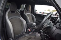 USED 2021 21 MINI HATCH 2.0 John Cooper Works Hatchback 3dr Petrol Steptronic Euro 6 (s/s) (231 ps) PAN ROOF / GP PACK / DIGI DASH