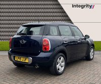 USED 2015 15 MINI COUNTRYMAN 2.0 Cooper D SUV 5dr Diesel Auto Euro 5 (112 ps) Interior Light Pack