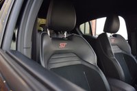 USED 2019 69 FORD FOCUS 2.3T EcoBoost ST Hatchback 5dr Petrol Manual Euro 6 (s/s) (280 ps) 1 OWNER / FULL SERVICE HISTORY