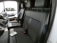 USED 2020 70 VAUXHALL VIVARO-E 3100 75kWh Dynamic Panel Van 5dr Electric Auto L1 H1 (136 ps) 3 SEATS APP SAT NAV ANDROID APPLE CARPLAY AIR CON BLUETOOTH REAR VIEW CAMERA CRUISE CONTROL PARKING SENSORS 2 OWNERS WE CAN REMOVE SHELVING RACKING LIGHTING LIVERY/GRAPHICS UPON REQUEST