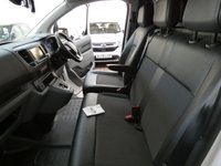 USED 2020 70 VAUXHALL VIVARO-E 3100 75kWh Dynamic Panel Van 5dr Electric Auto L1 H1 (136 ps) 3 SEATS APP SAT NAV ANDROID APPLE CARPLAY AIR CON BLUETOOTH REAR VIEW CAMERA CRUISE CONTROL PARKING SENSORS 2 OWNERS WE CAN REMOVE SHELVING RACKING LIGHTING LIVERY/GRAPHICS UPON REQUEST