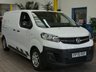 USED 2020 70 VAUXHALL VIVARO-E 3100 75kWh Dynamic Panel Van 5dr Electric Auto L1 H1 (136 ps) 3 SEATS APP SAT NAV ANDROID APPLE CARPLAY AIR CON BLUETOOTH REAR VIEW CAMERA CRUISE CONTROL PARKING SENSORS 2 OWNERS WE CAN REMOVE SHELVING RACKING LIGHTING LIVERY/GRAPHICS UPON REQUEST
