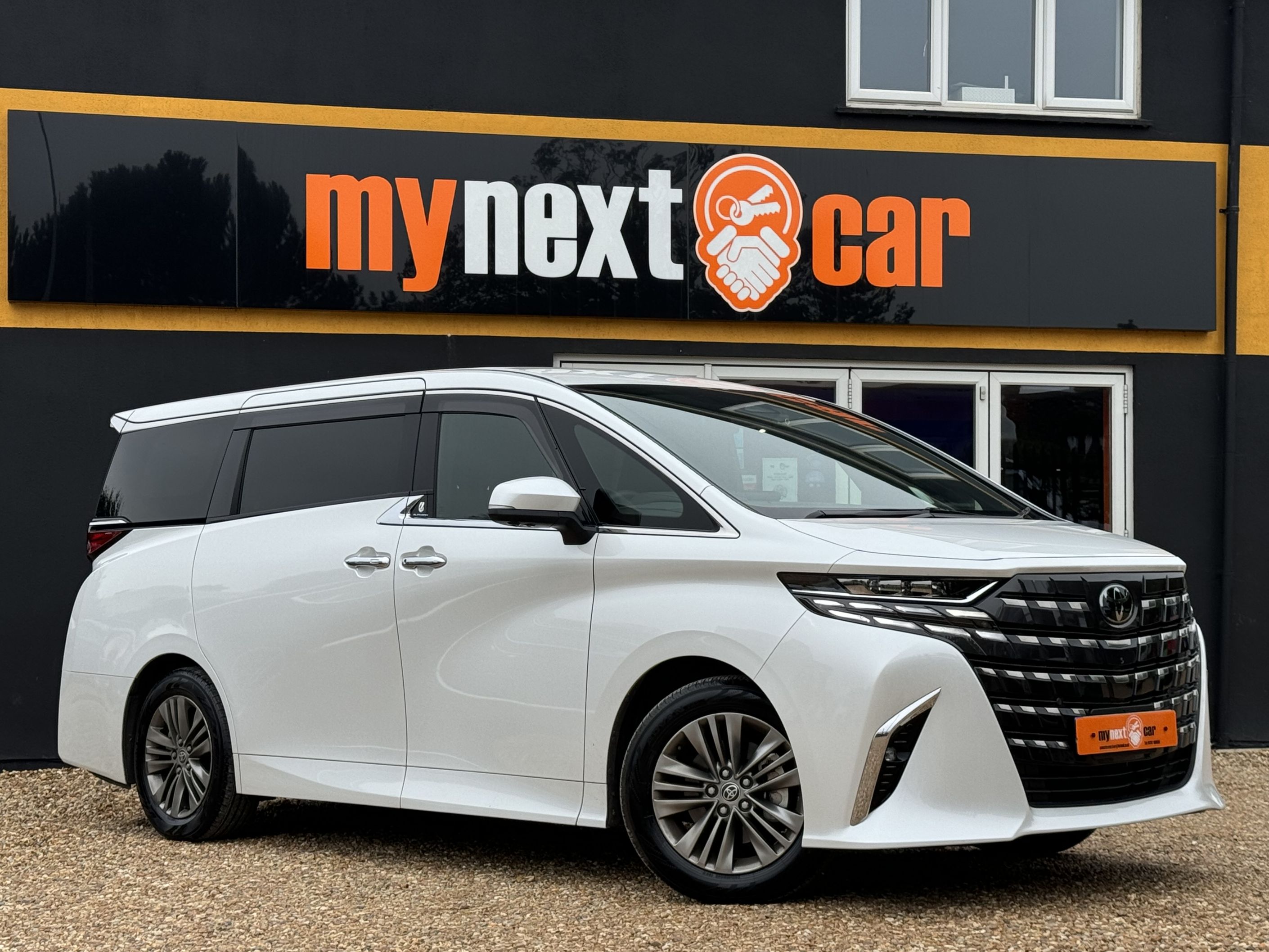 2023 Toyota Alphard 2.5 Auto £79,995