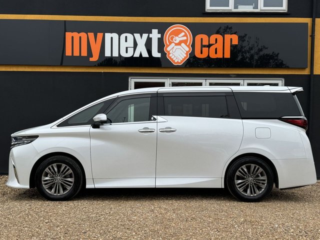 2023 Toyota Alphard 2.5L Auto 5dr - Photo 4