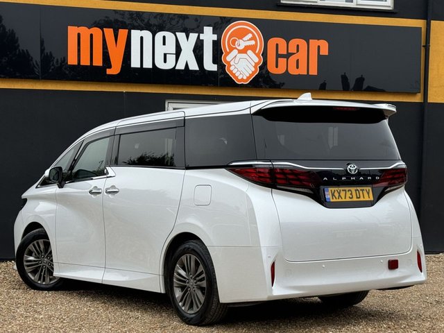 2023 Toyota Alphard 2.5L Auto 5dr - Photo 5