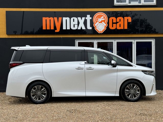 2023 Toyota Alphard 2.5L Auto 5dr - Photo 8